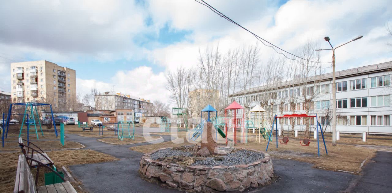 квартира г Красноярск р-н Октябрьский ул Юшкова 10в фото 39