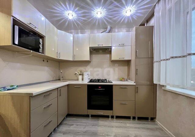 мкр 1-й р-н Заозерный, жилой район Заозёрный, 25А фото
