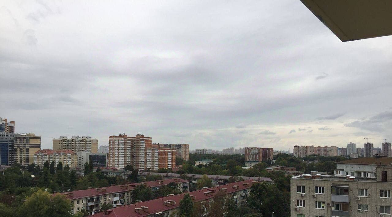 квартира г Краснодар р-н Прикубанский ул им. Карякина 5к/1 фото 2