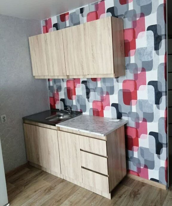 квартира г Кемерово р-н Рудничный ул Ногинская 10 фото 2