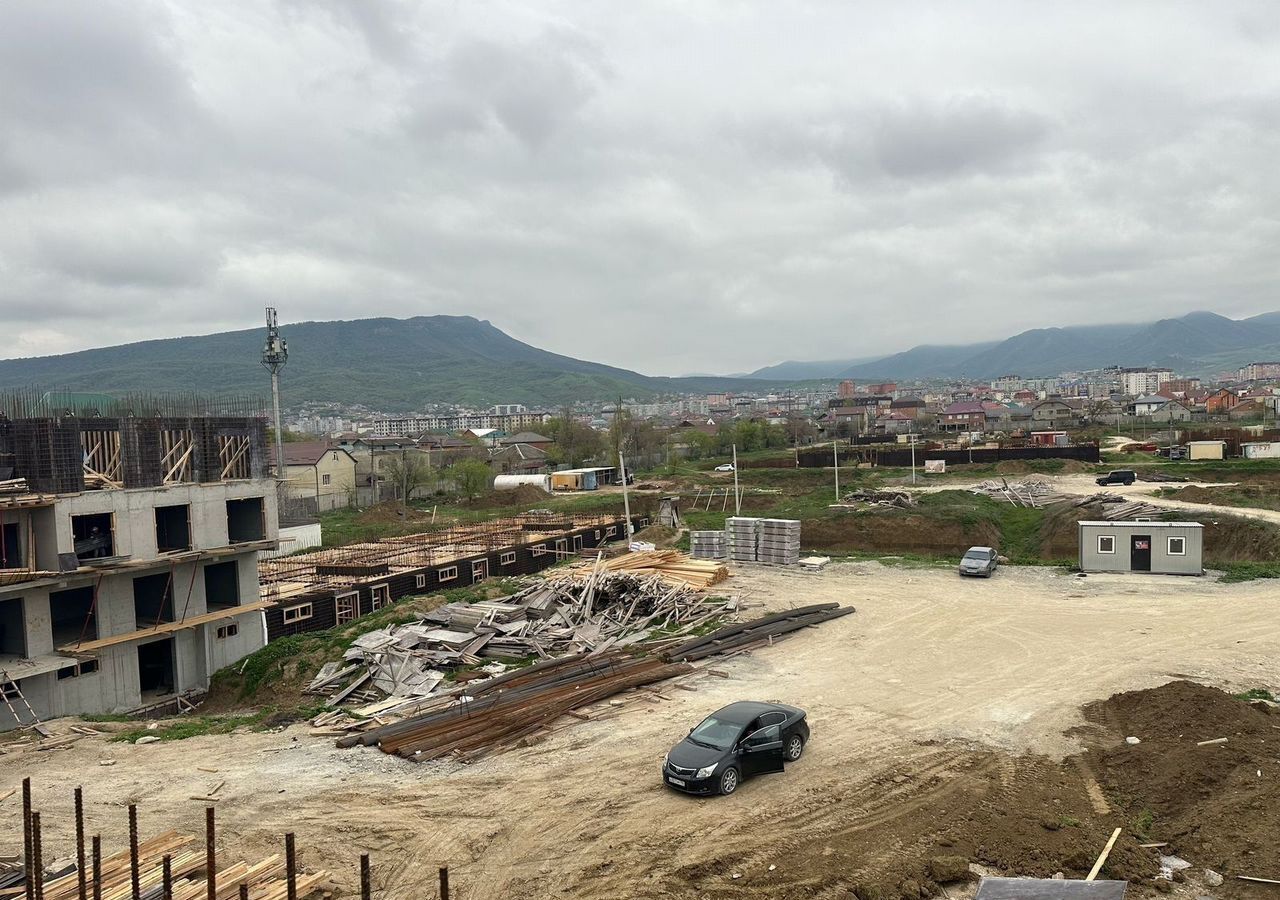 квартира г Махачкала р-н Кировский ул Даганова 130 фото 2