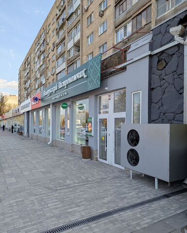 торговое помещение пр-кт Коммунистический 27 фото