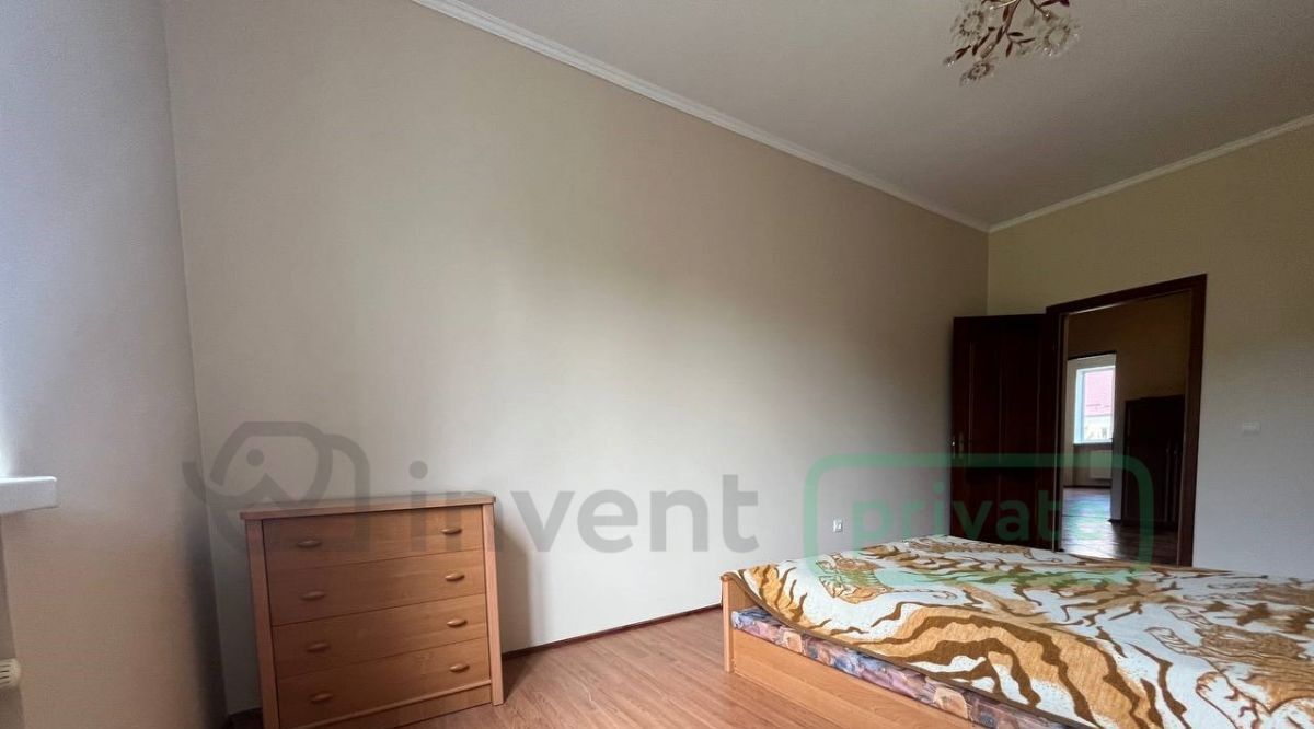 квартира г Калининград р-н Центральный ул Осенняя 30 фото 6