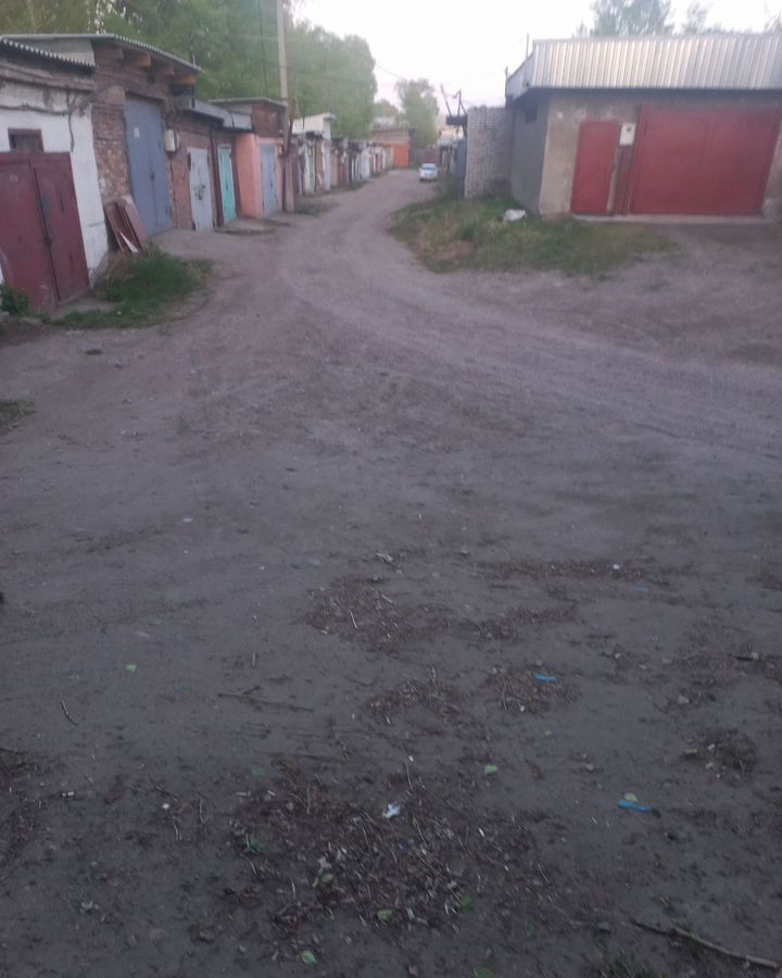 гараж г Усолье-Сибирское ул Коростова 4/1 фото 4
