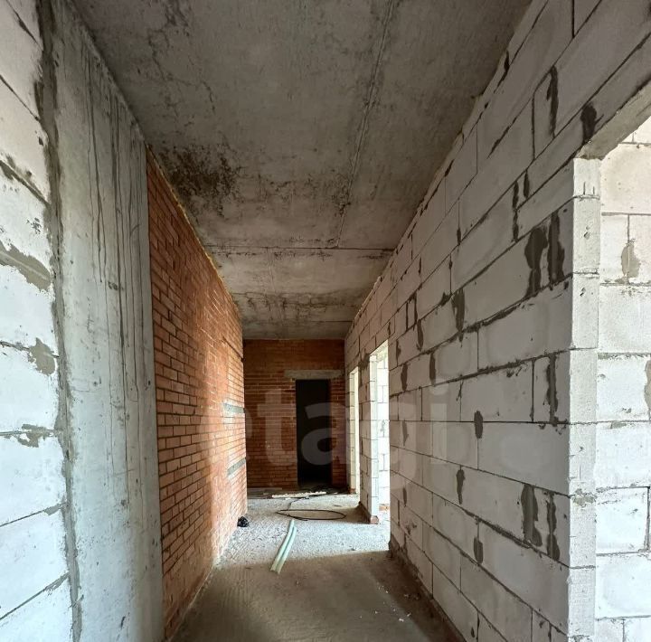 квартира г Владикавказ р-н Северо-Западный ул Курсантов-Кировцев 27б фото 2