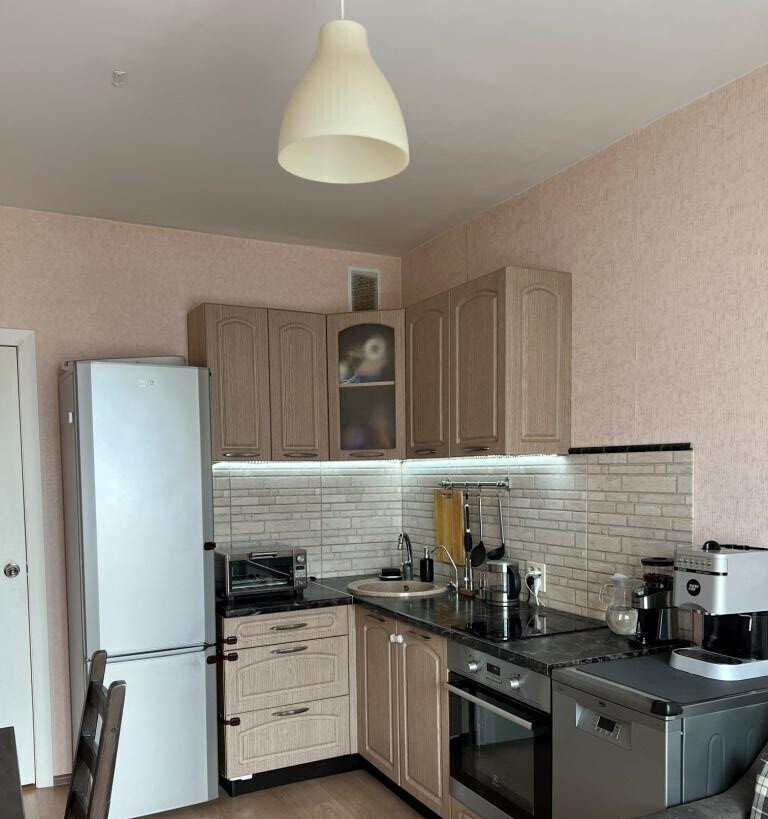 квартира г Челябинск р-н Тракторозаводский Эльтонская 2-я, 65 фото 2
