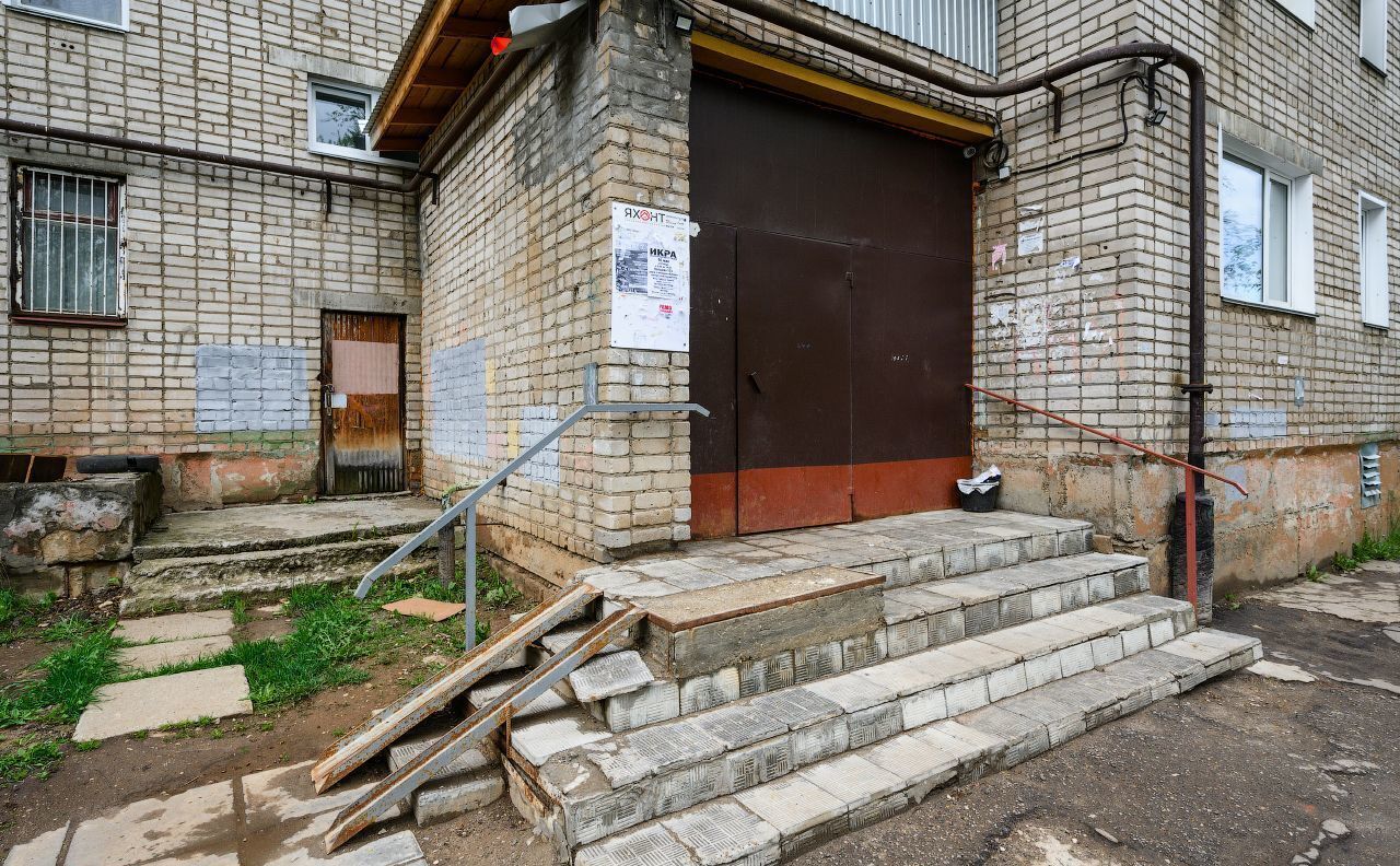 квартира г Киров р-н Октябрьский ул Кольцова 20 фото 3