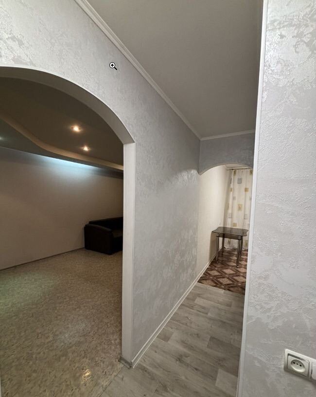квартира г Тольятти р-н Автозаводский 16-й квартал б-р Цветной 10 фото 8