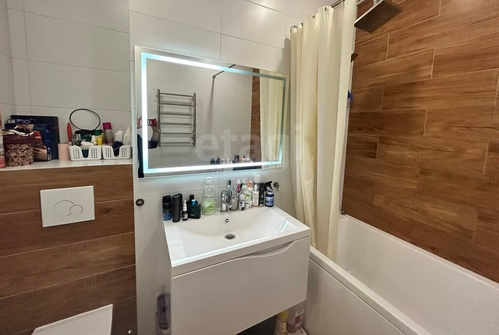 квартира г Саратов р-н Кировский Солнечный 2 пр-кт Героев Отечества 4а фото 25