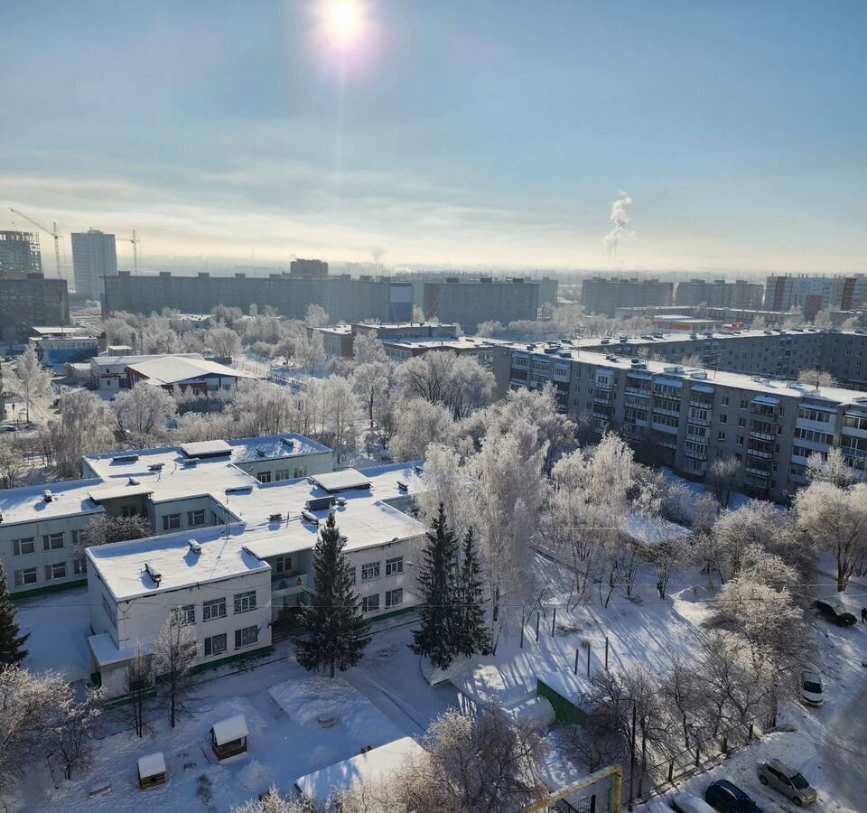 квартира г Курган мкр 3-й р-н Заозерный, жилой район Заозёрный, 27 фото 3