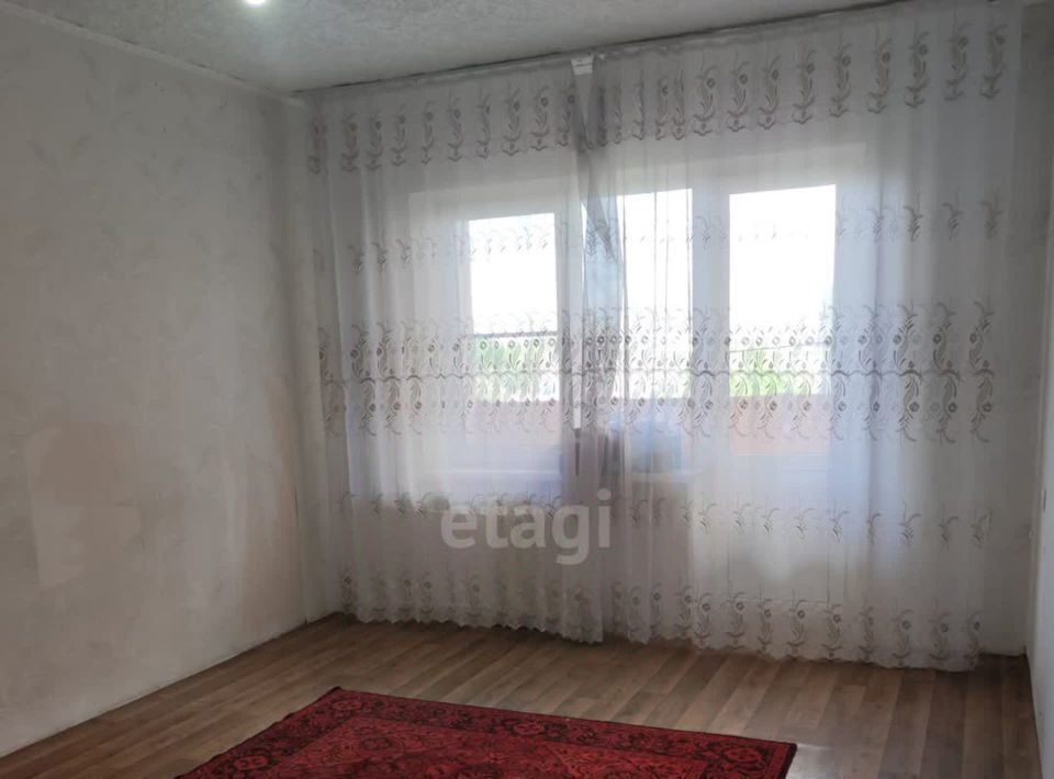 квартира г Астрахань р-н Кировский ул Минусинская 4к/1 фото 9