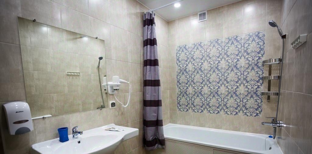 комната г Великий Новгород ул Обороны 3/1 фото 3