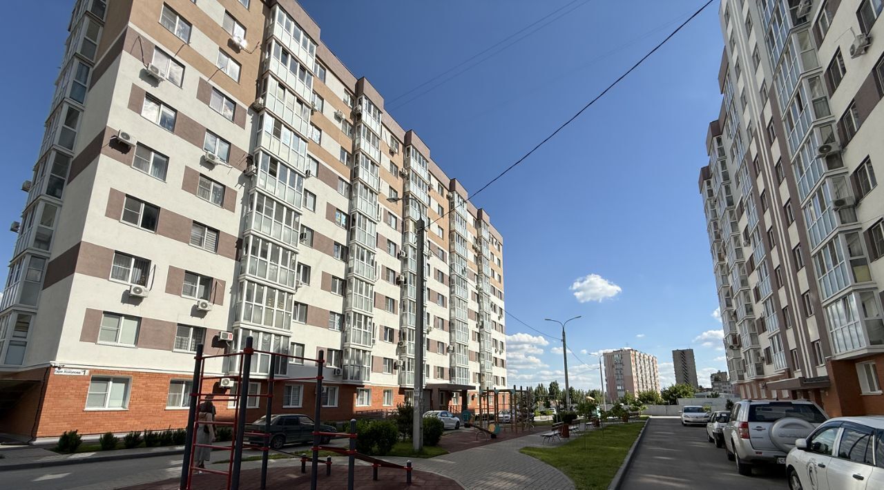 квартира г Волгоград р-н Кировский ул им. Гаря Хохолова 1 фото 21