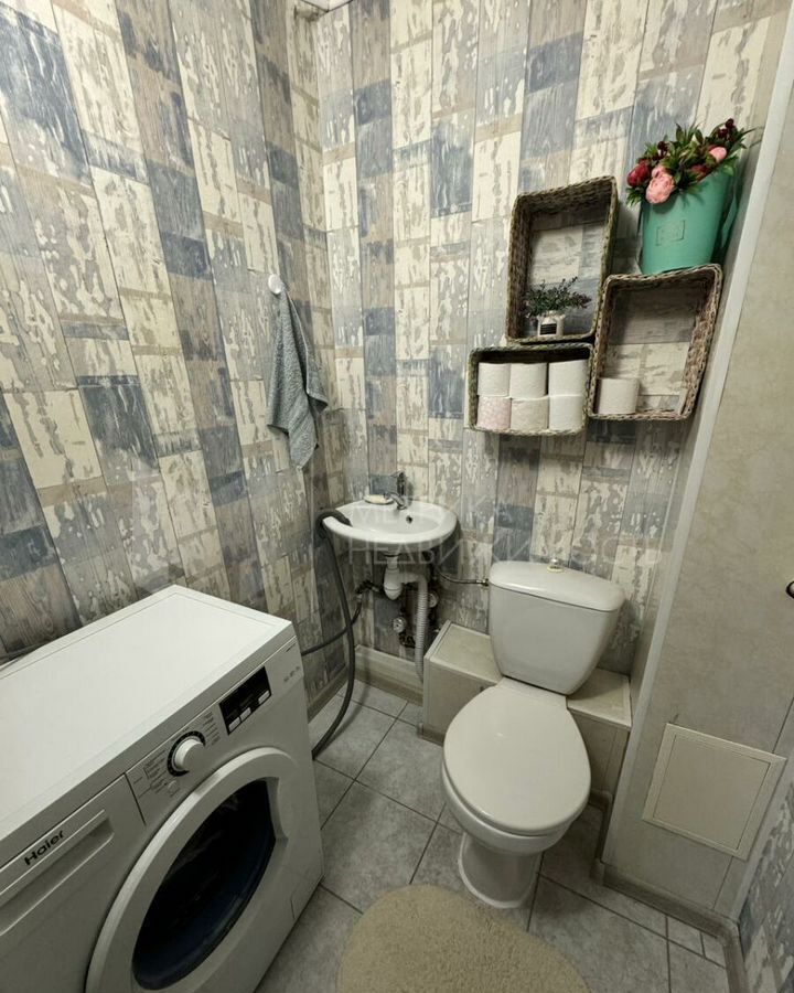 квартира г Тюмень р-н Ленинский ул Мельникайте 67 фото 11