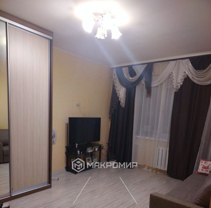квартира г Сургут пр-кт Ленина 27 фото 8