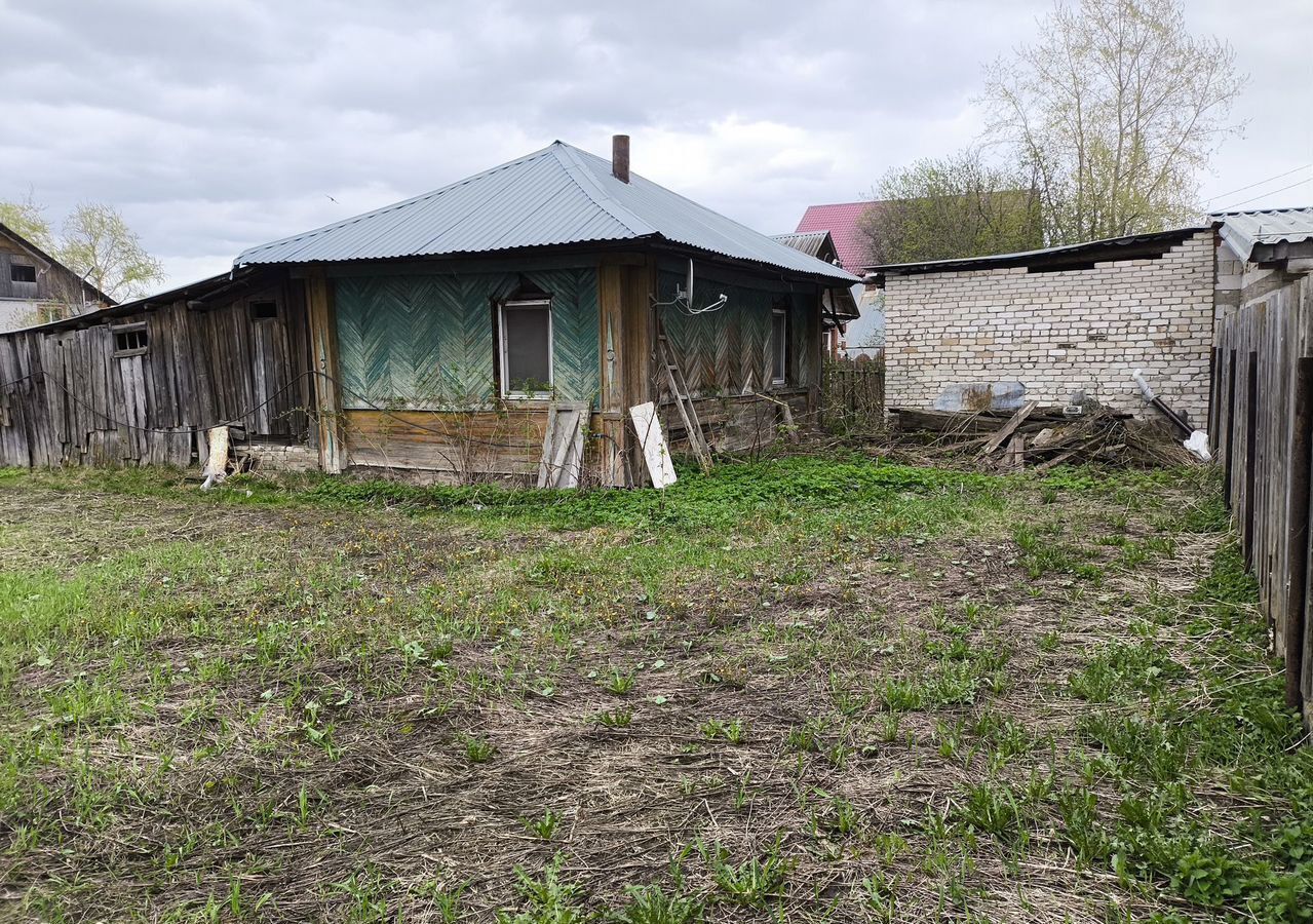 дом г Березники ул Суворова 121 фото 1