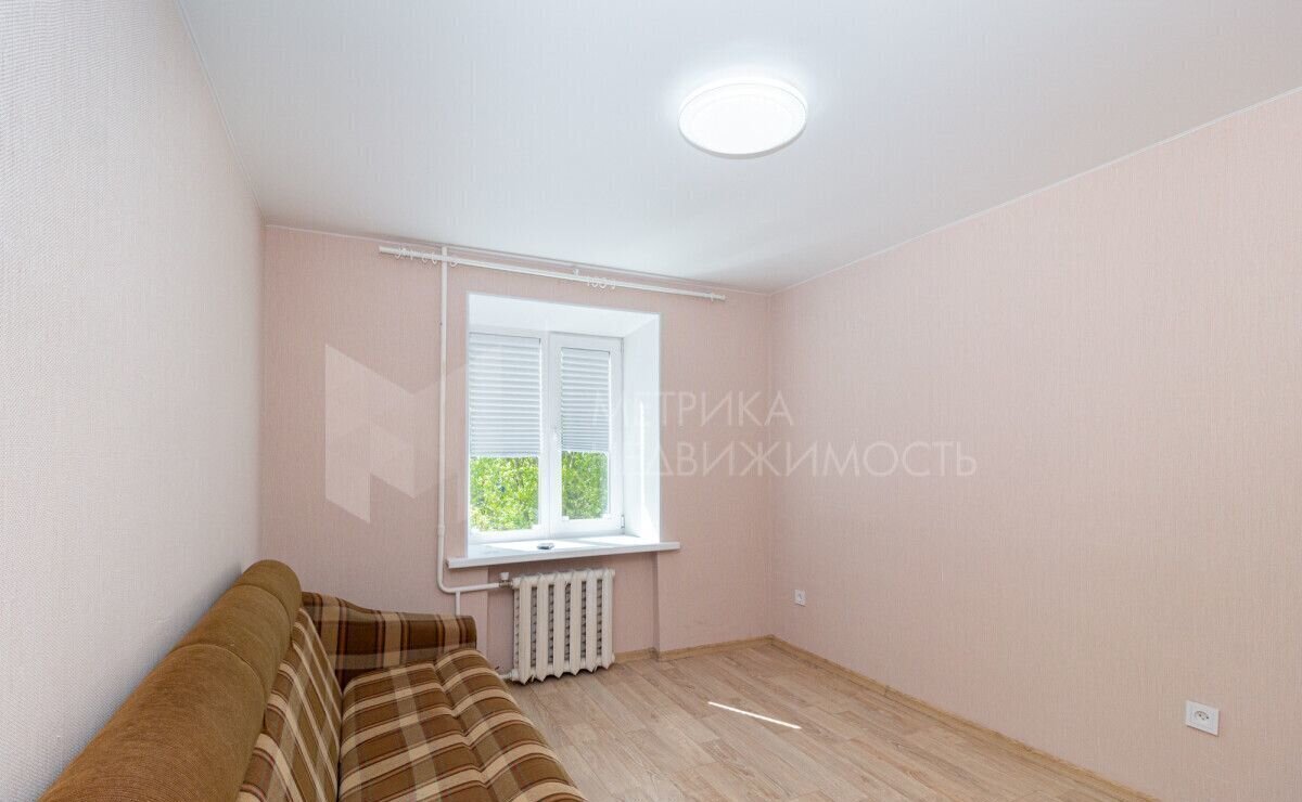квартира г Тюмень р-н Ленинский ул Мельникайте 87 фото 1