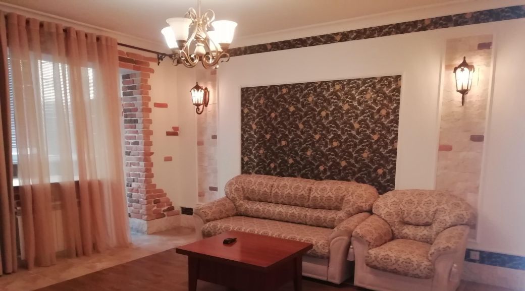квартира г Тольятти р-н Центральный ул Комсомольская 82 фото 1