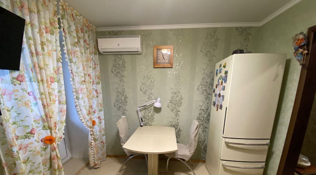 квартира г Саратов р-н Заводской ул. Имени Г. К. Орджоникидзе, 13/5 фото 6