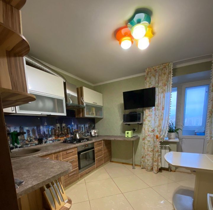 квартира г Саратов р-н Заводской ул. Имени Г. К. Орджоникидзе, 13/5 фото 7