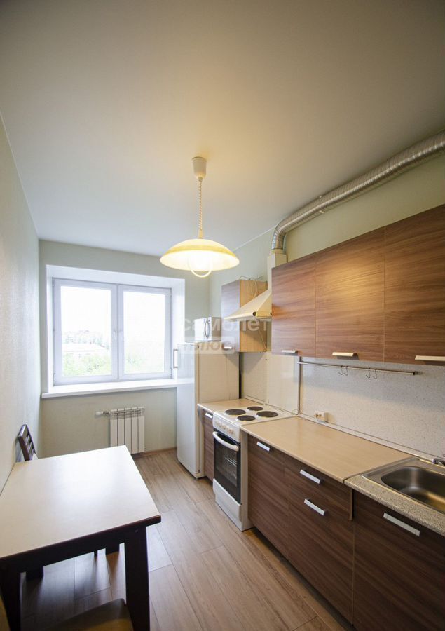 квартира г Омск р-н Центральный ул Челюскинцев 98а фото 2