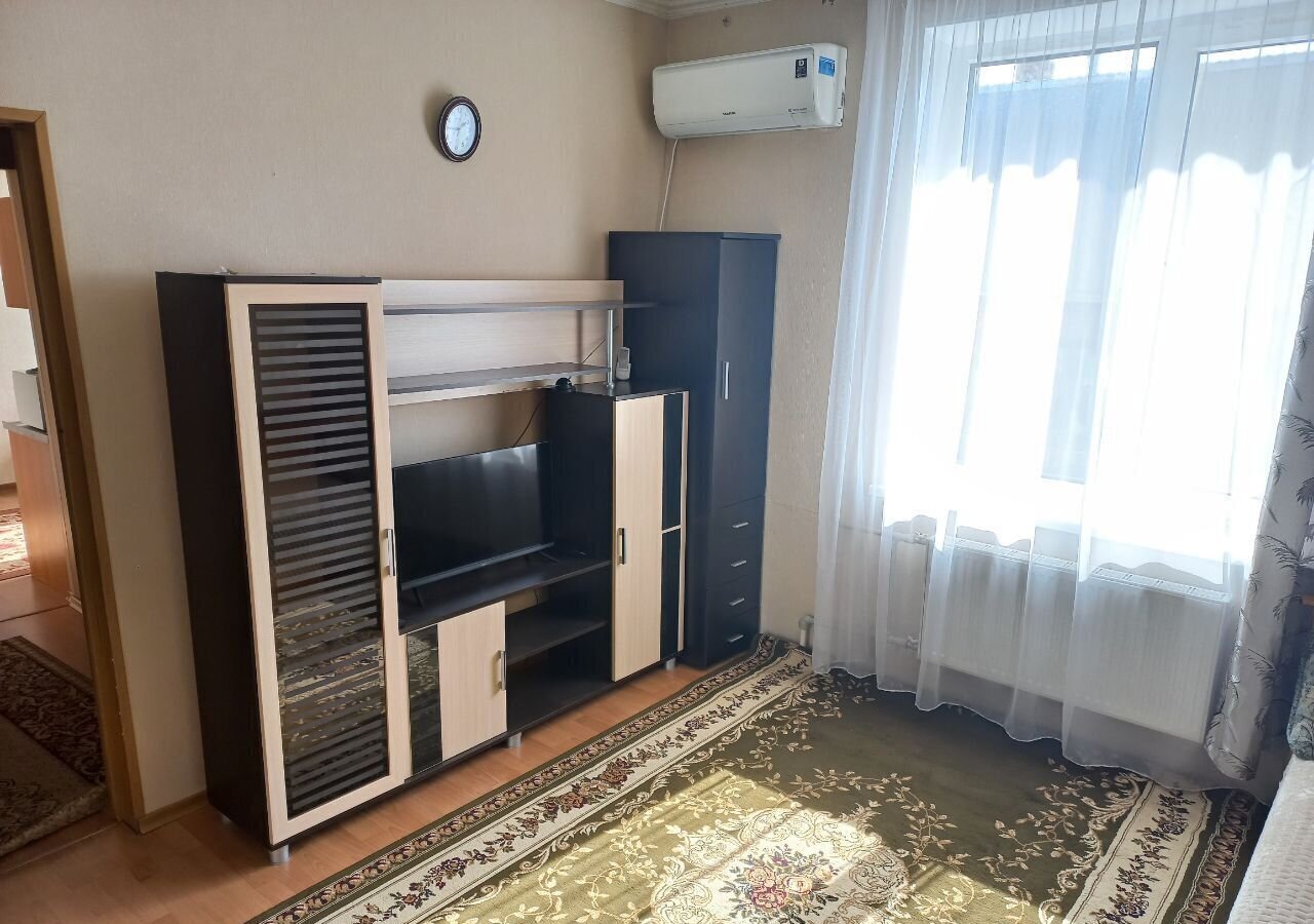 квартира г Краснодар р-н Центральный ул им. Костылёва 50 фото 1