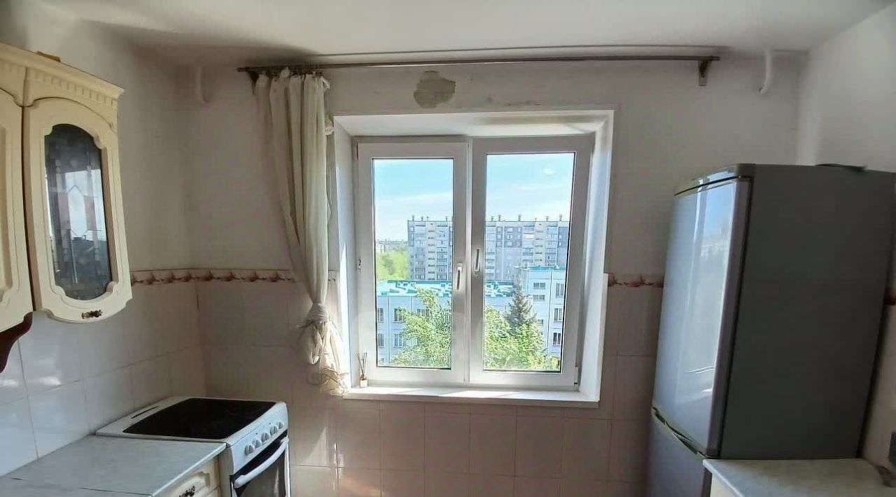 квартира г Челябинск р-н Калининский ул Братьев Кашириных 105а фото 4