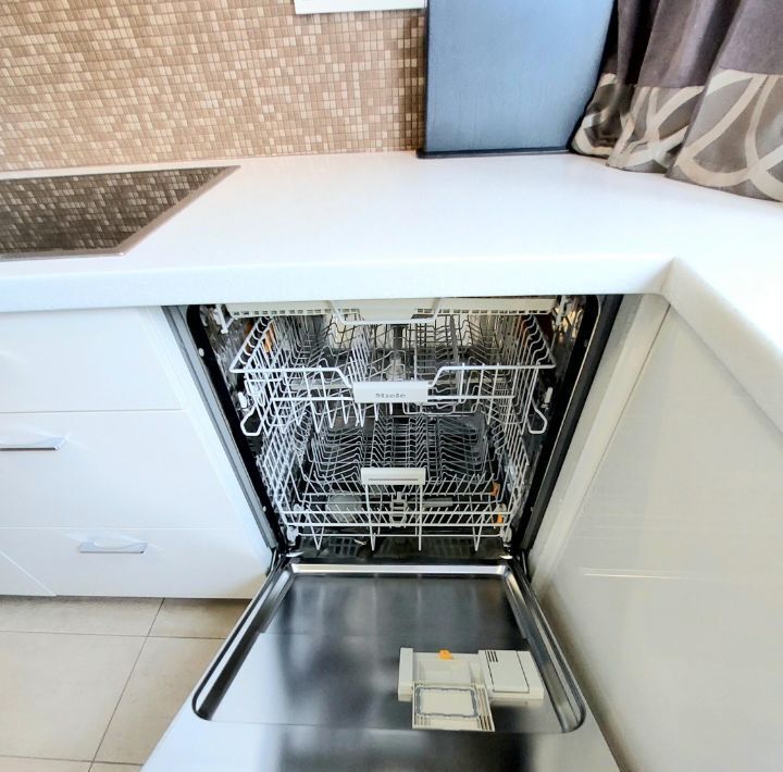 квартира г Москва метро Раменки пр-кт Мичуринский 21к/3 фото 5