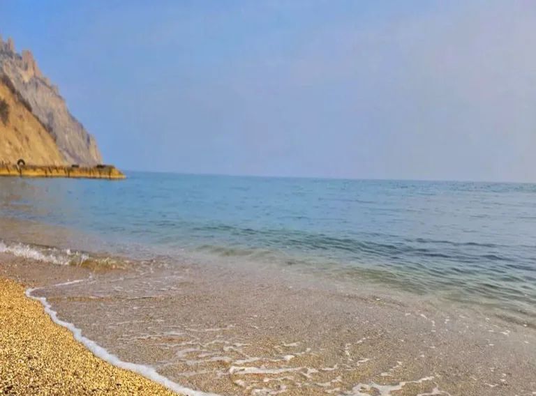 комната г Феодосия пгт Курортное ул Подгорная 10а Щебетовка фото 3