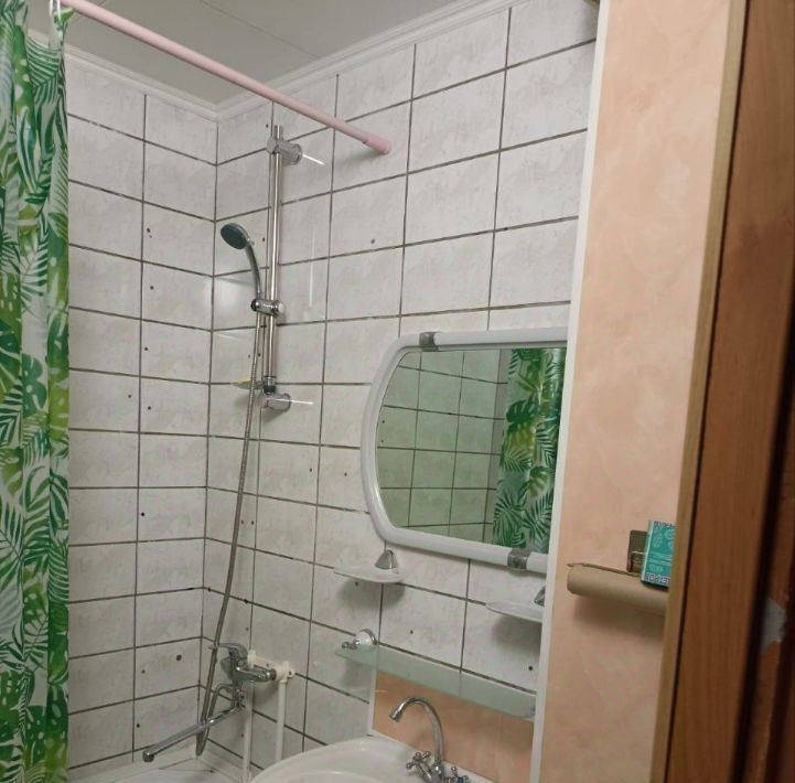 квартира г Междуреченск ул Чехова 10 фото 9