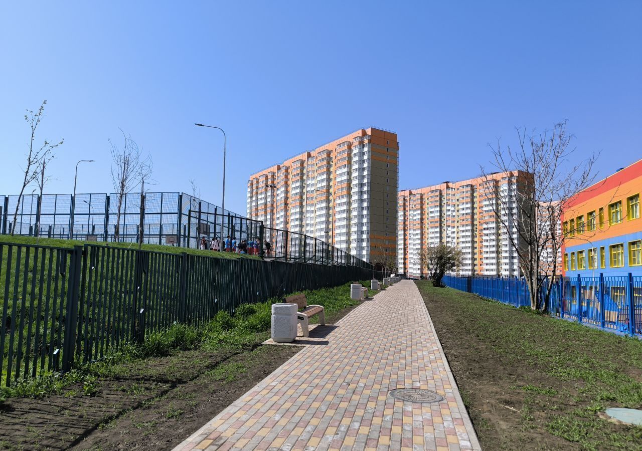 квартира г Ростов-на-Дону р-н Первомайский ул Теряева 8 фото 12
