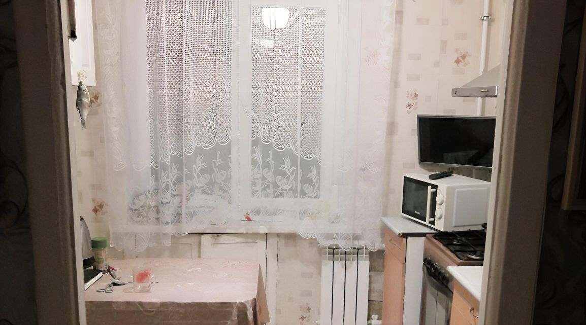 квартира г Саратов р-н Ленинский ул Лунная 5 фото 2