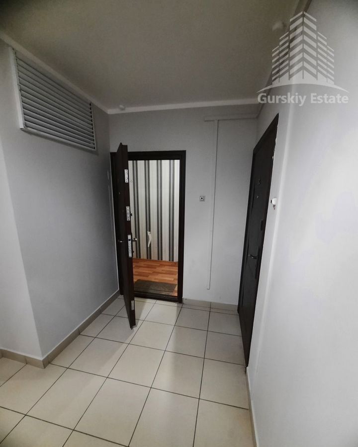 квартира г Красноярск р-н Советский ул 9 Мая 83к/1 фото 2
