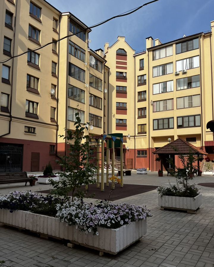 квартира г Тольятти р-н Автозаводский б-р Приморский 15 фото 1