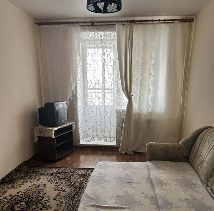 квартира г Красноярск р-н Свердловский ул Карамзина 20 фото 12