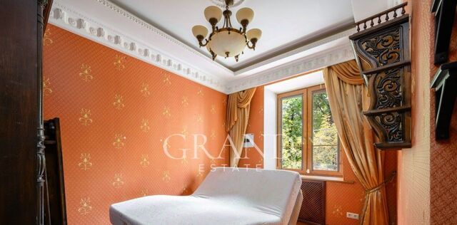 метро Красные Ворота ул Садовая-Черногрязская 16/18с 1 фото