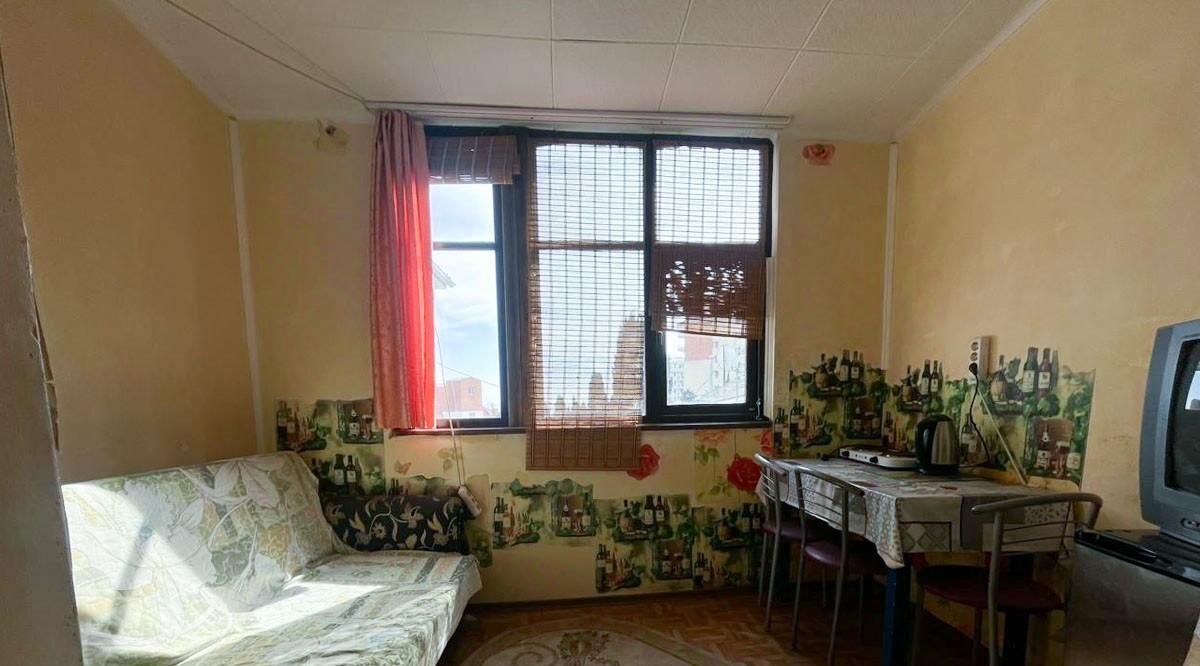 квартира г Алушта ул Октябрьская 7/2 фото 5