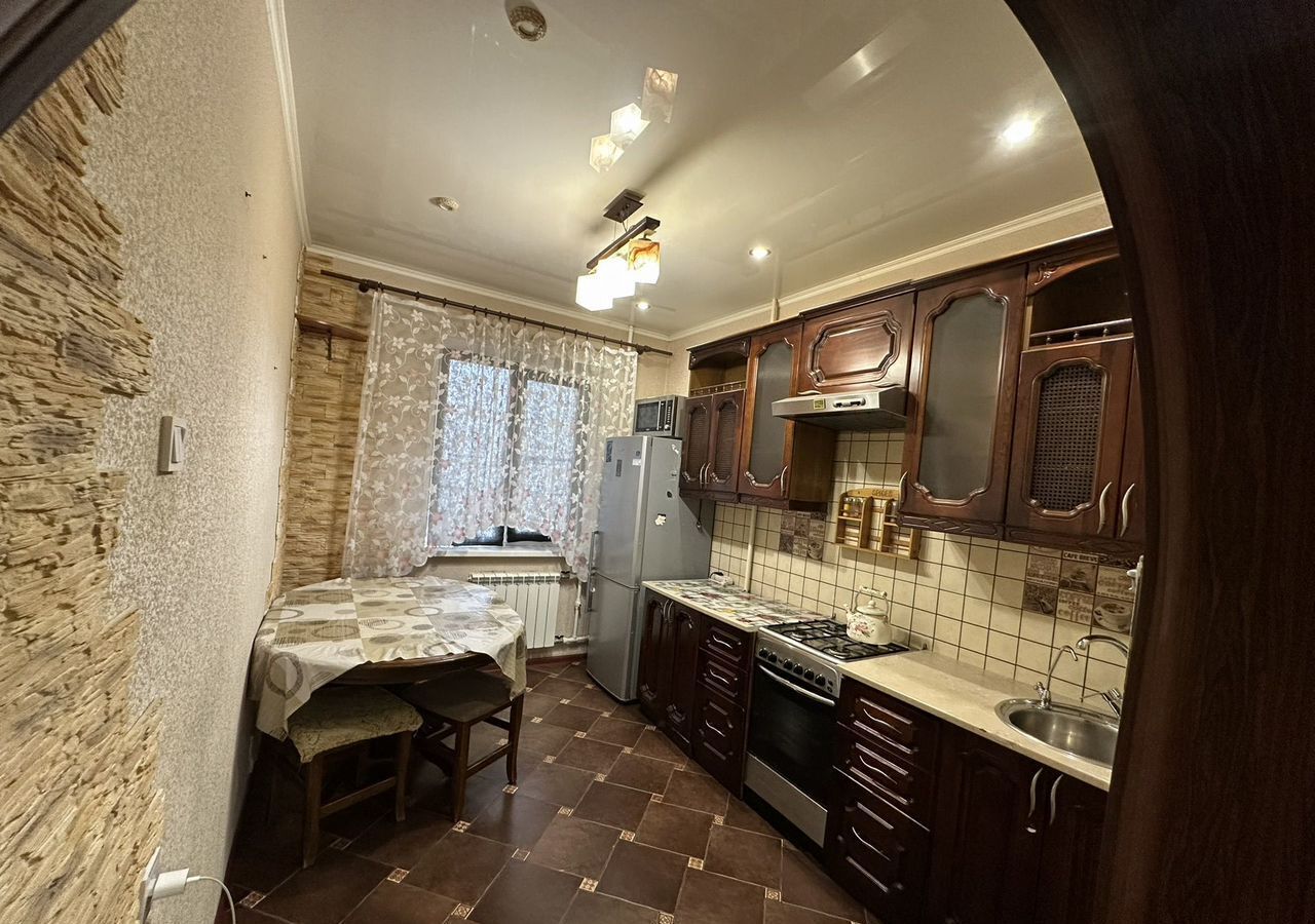 квартира г Астрахань р-н Ленинский мкр им Бабаевского ул Аксакова 12к/4 фото 2