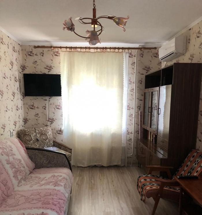 квартира г Евпатория пгт Мирный ул Сырникова 22 фото 1