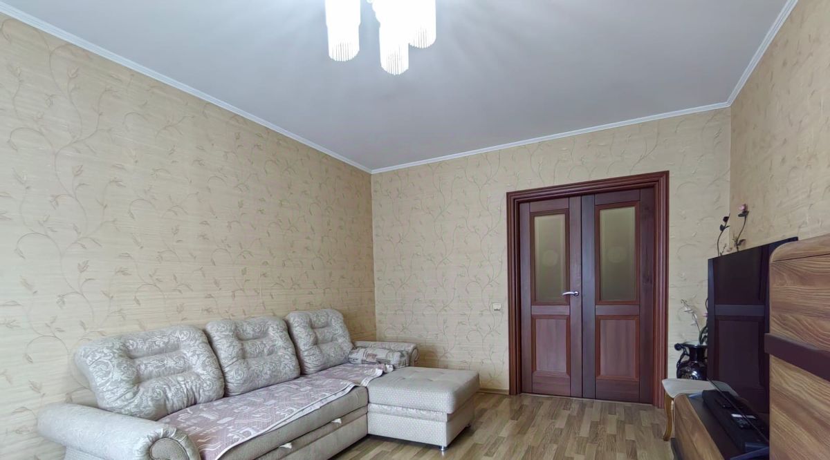 квартира г Омск р-н Кировский ул 70 лет Октября 22/2 Кировский АО фото 8