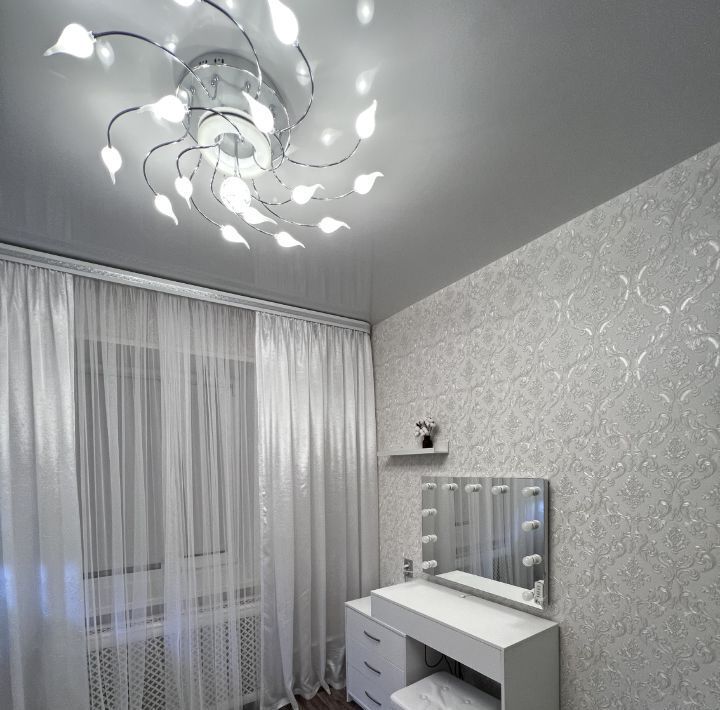 квартира г Ноябрьск мкр П-4 22 фото 8
