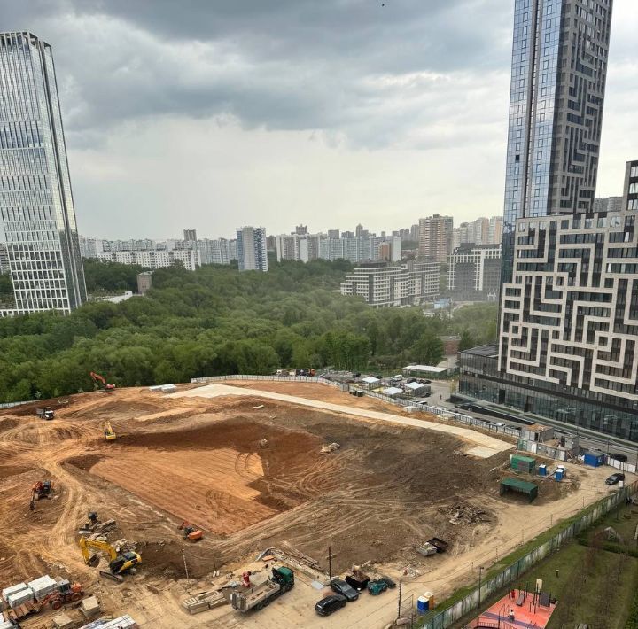 квартира г Москва метро Аминьевская ул Василия Ланового 1к/1 фото 3
