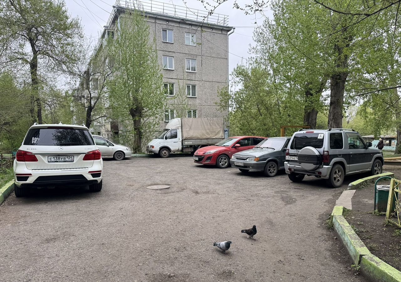 квартира г Красноярск р-н Октябрьский ул Юшкова 44 фото 20