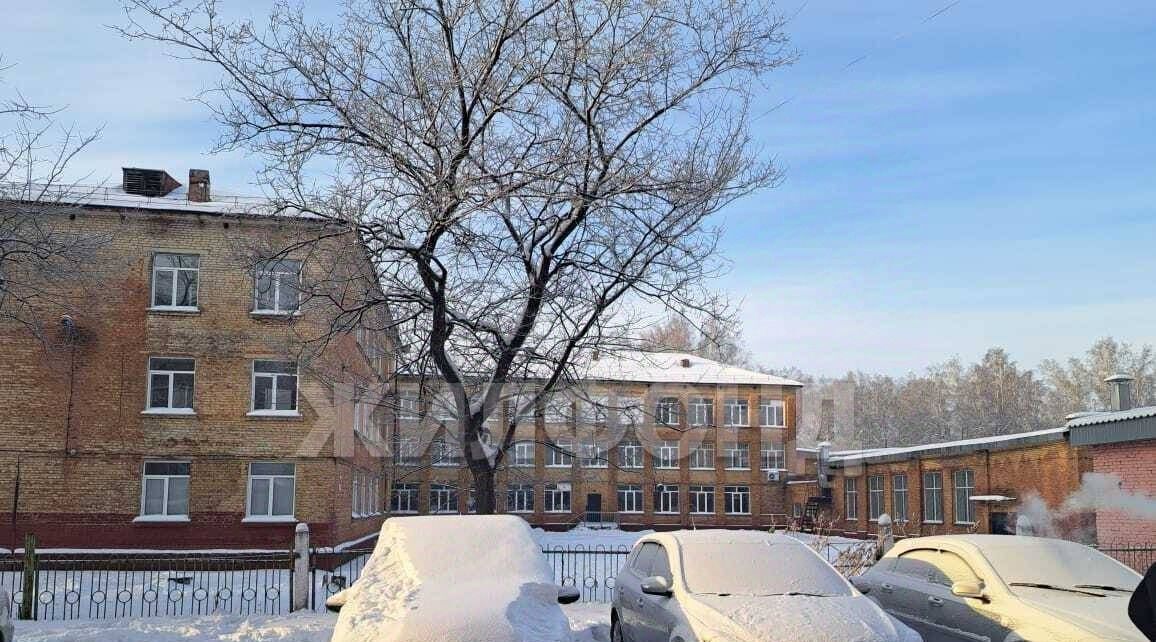 квартира г Кемерово р-н Кировский ул Леонова 3 фото 16