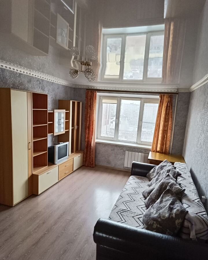 квартира г Магнитогорск р-н Орджоникидзевский ул Труда 11/1 фото 1