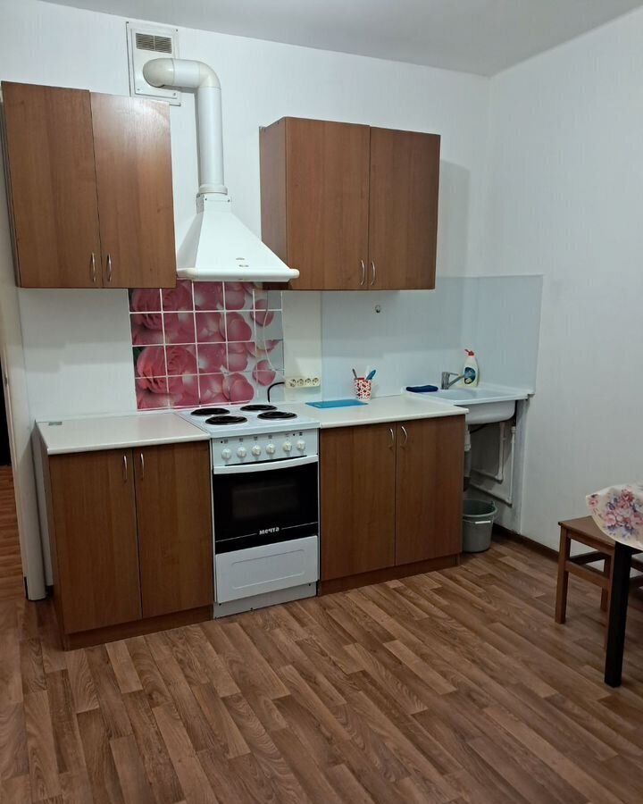 квартира г Краснодар р-н Прикубанский ул Черкасская 131 фото 4