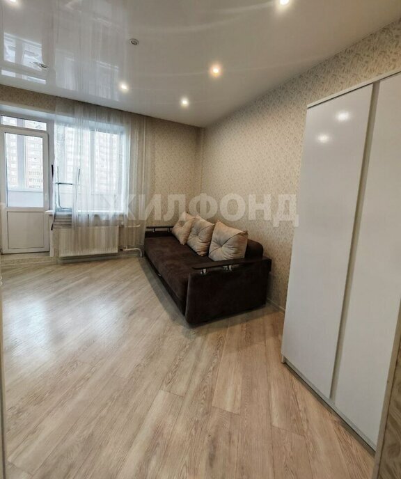 квартира г Новосибирск Золотая Нива ул Михаила Кулагина 31 фото 11