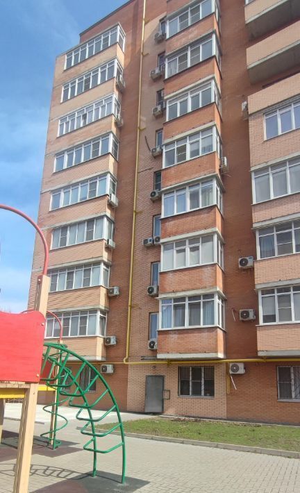 квартира г Ростов-на-Дону р-н Железнодорожный ул Портовая 263/76 фото 1
