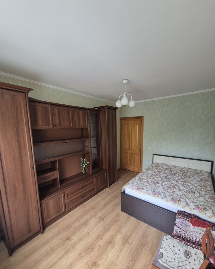 квартира г Омск р-н Кировский ул Туполева 2к/1 фото 7