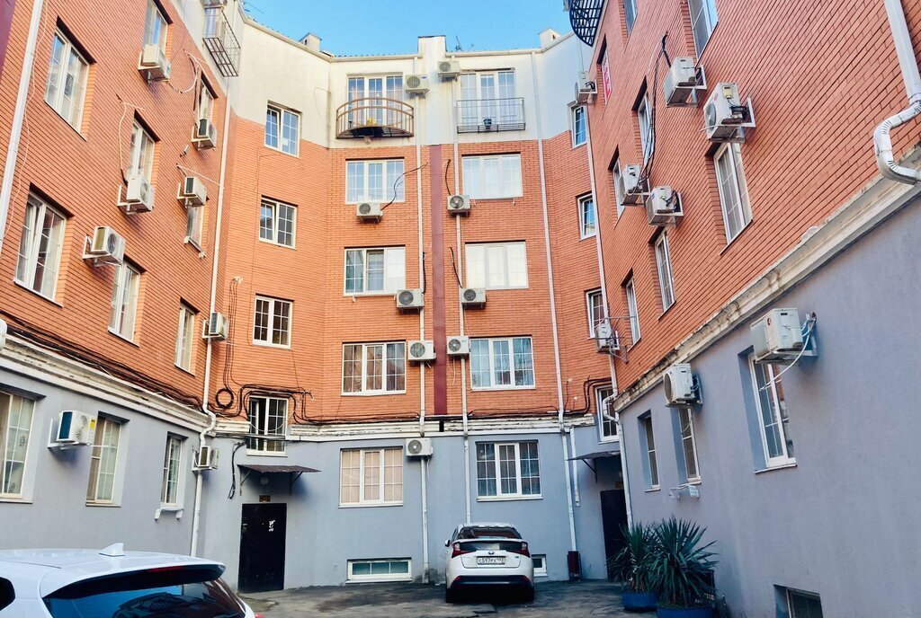 квартира г Краснодар р-н Прикубанский ул им. Чайковского П.И. 25 фото 1